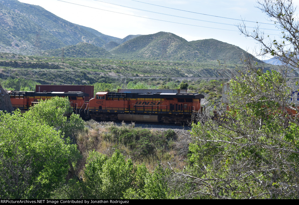 BNSF 4257